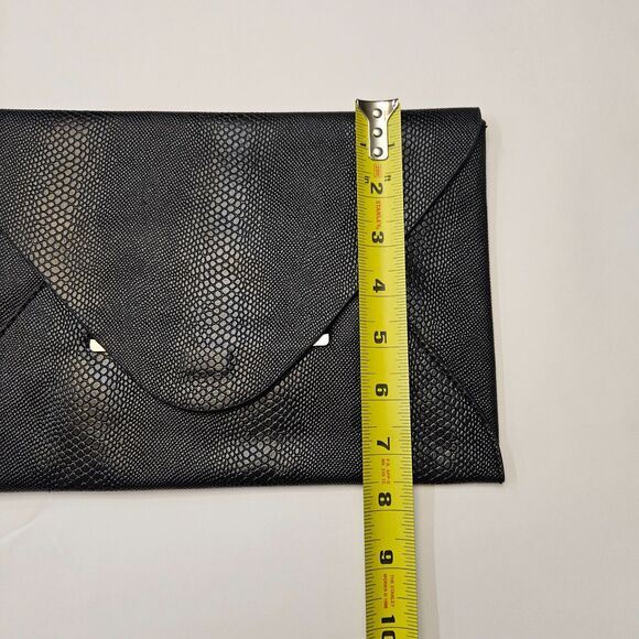 BCBG Maxazria Vegan Faux Leather Envelope Bag 11X8 Black - Picture 6 of 8
